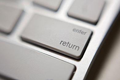 小岛秀夫抵达上海 多名玩家在百联ZX偶遇本人